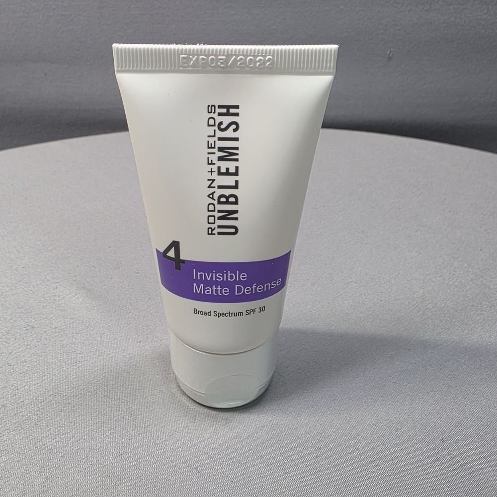 Rodan + Fields Unblemish Step 4 Invisible Matte Defense SPF 30 1oz Sealed NWOB